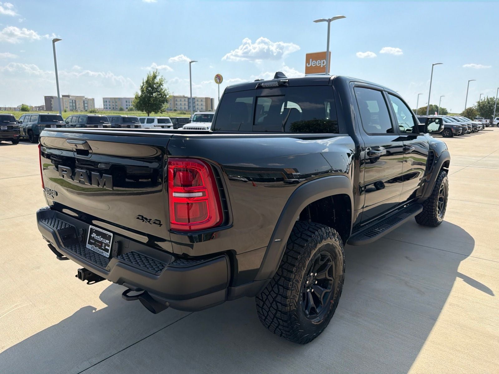 2026 RAM Ram 1500 RAM 1500 RHO CREW CAB 4X4 5'7' BOX