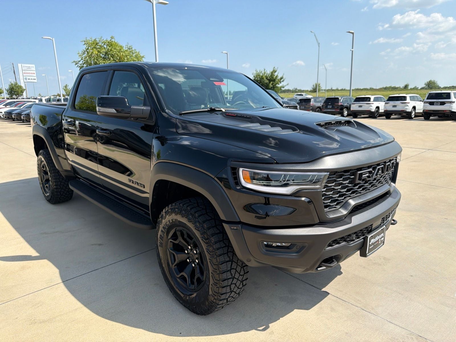 2026 RAM Ram 1500 RAM 1500 RHO CREW CAB 4X4 5'7' BOX