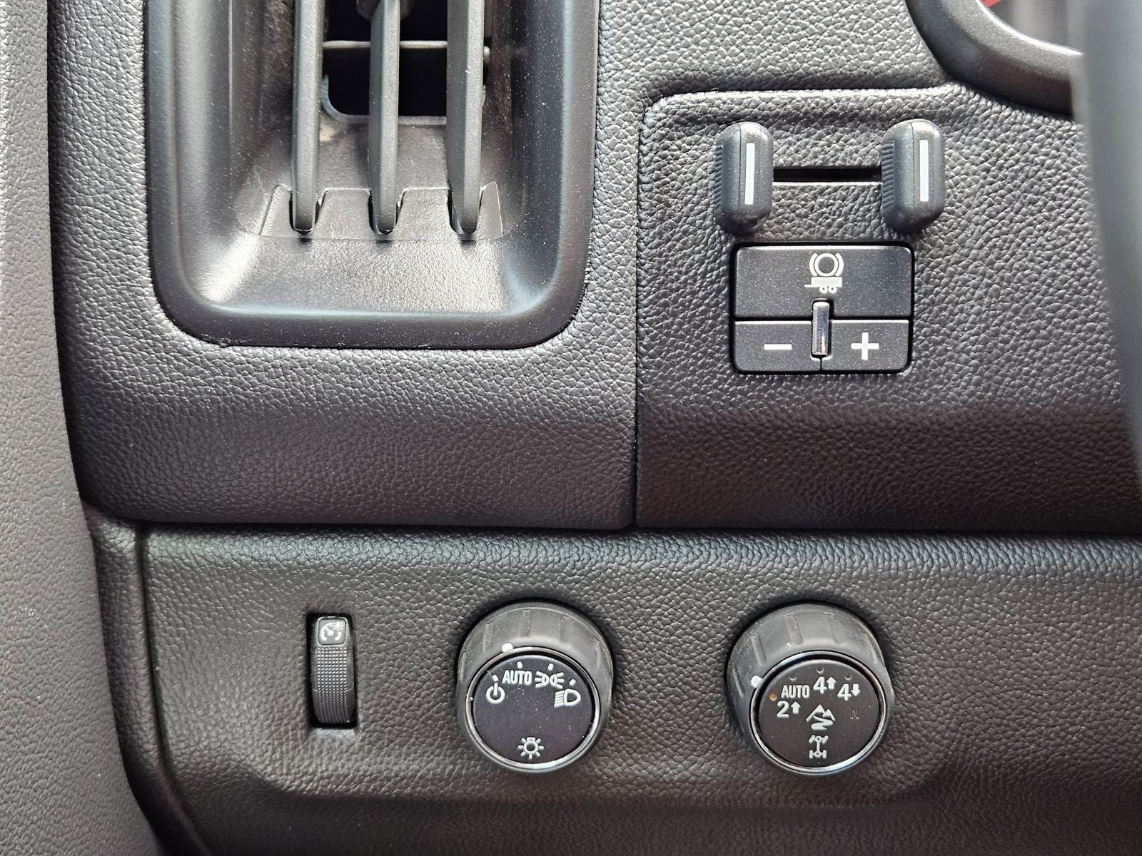 2022 Chevrolet Colorado 4WD Crew Cab Short Box ZR2