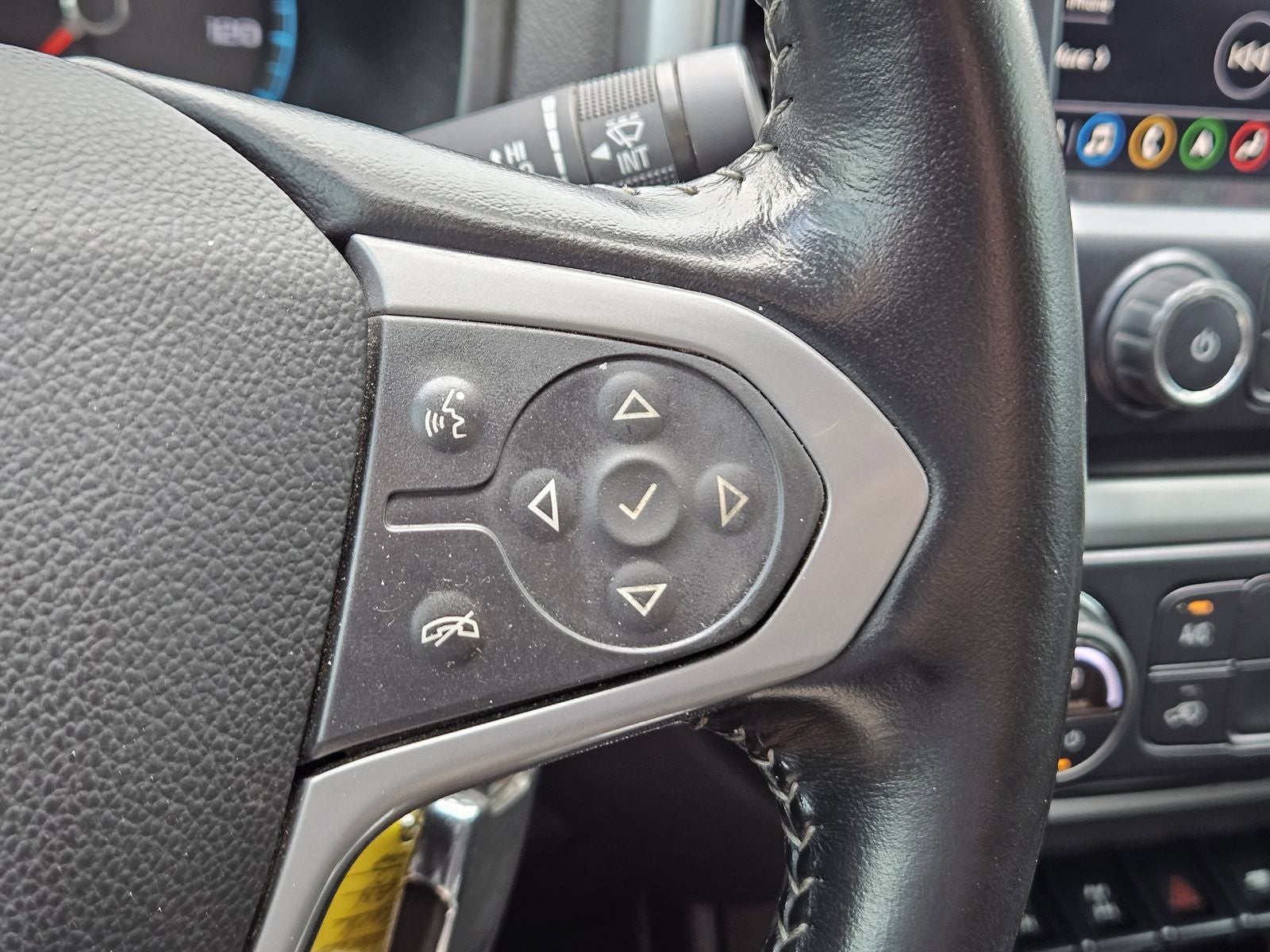 2022 Chevrolet Colorado 4WD Crew Cab Short Box ZR2