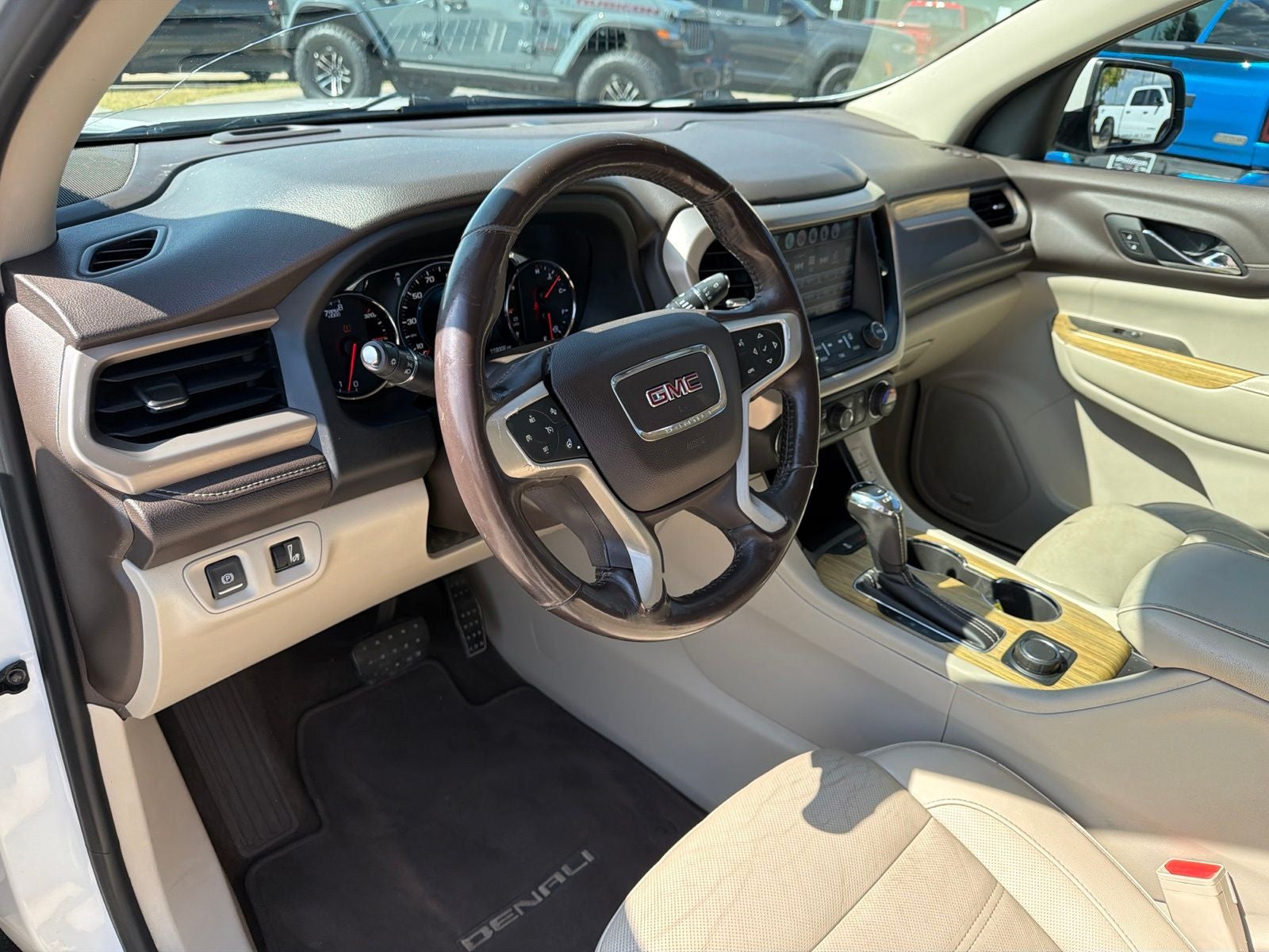 2019 GMC Acadia Denali