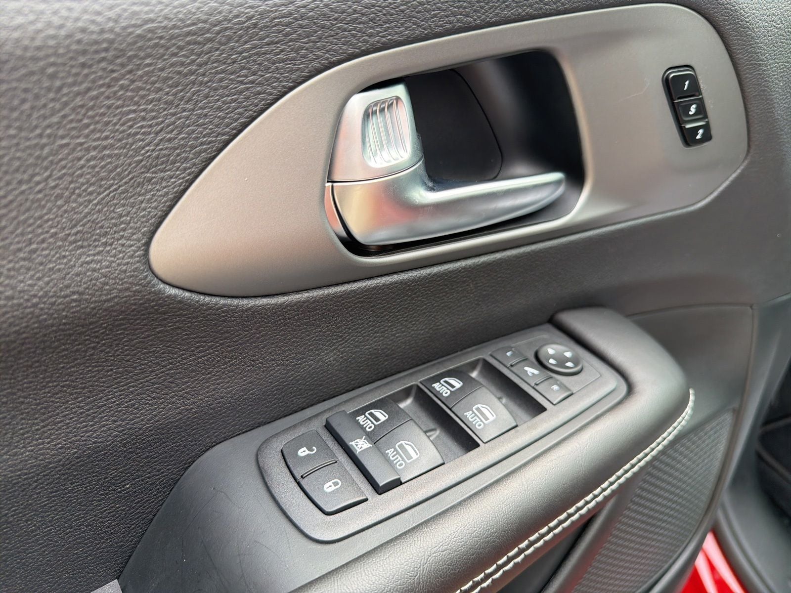 2027 Chrysler Pacifica PACIFICA LIMITED