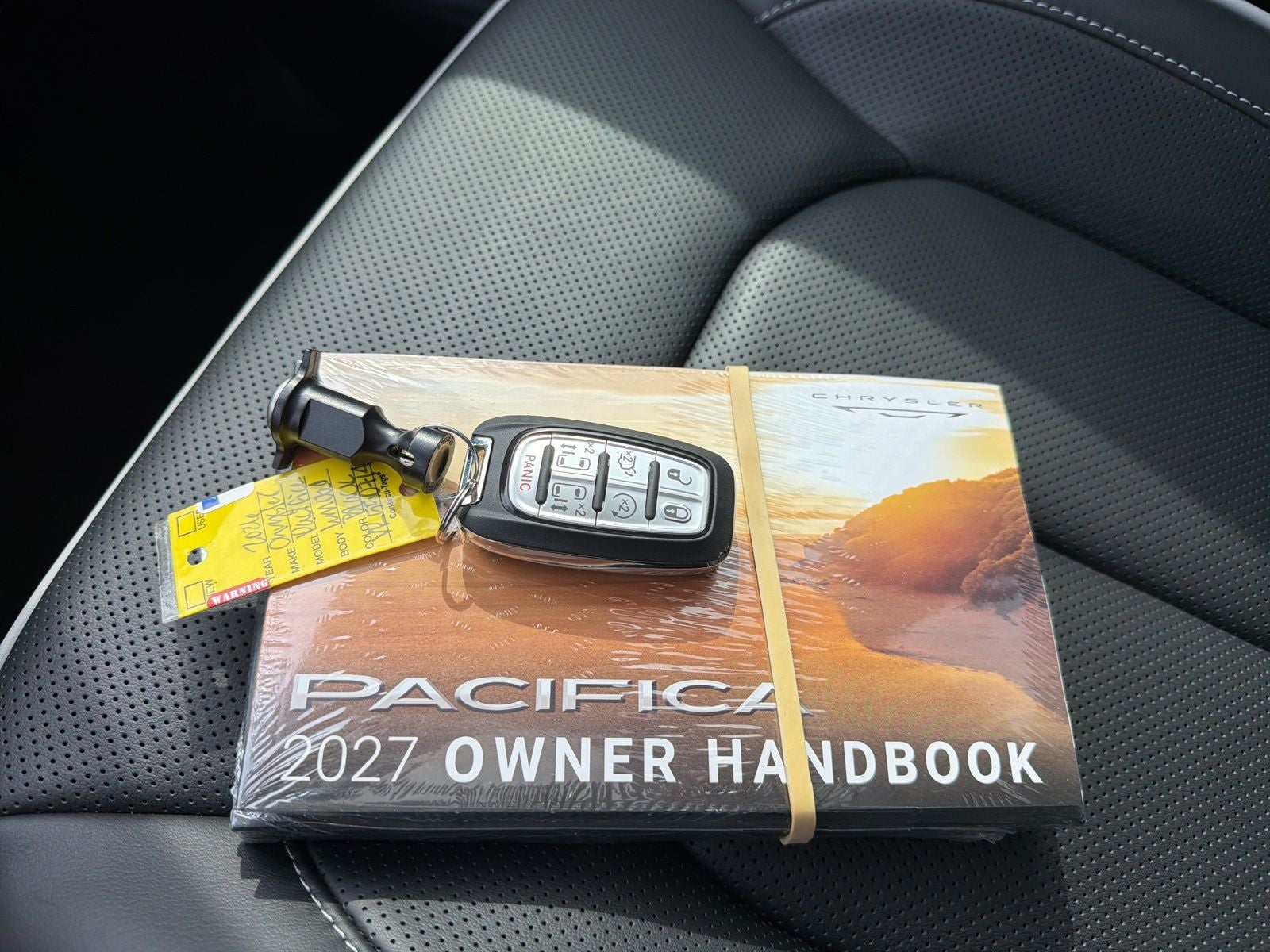 2027 Chrysler Pacifica PACIFICA LIMITED