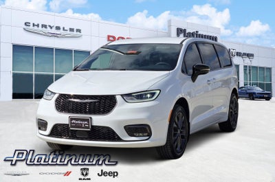 2026 Chrysler Pacifica PACIFICA SELECT AWD