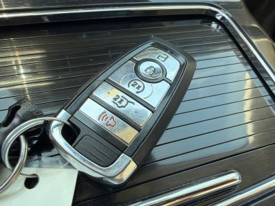 2022 Lincoln Nautilus Black Label