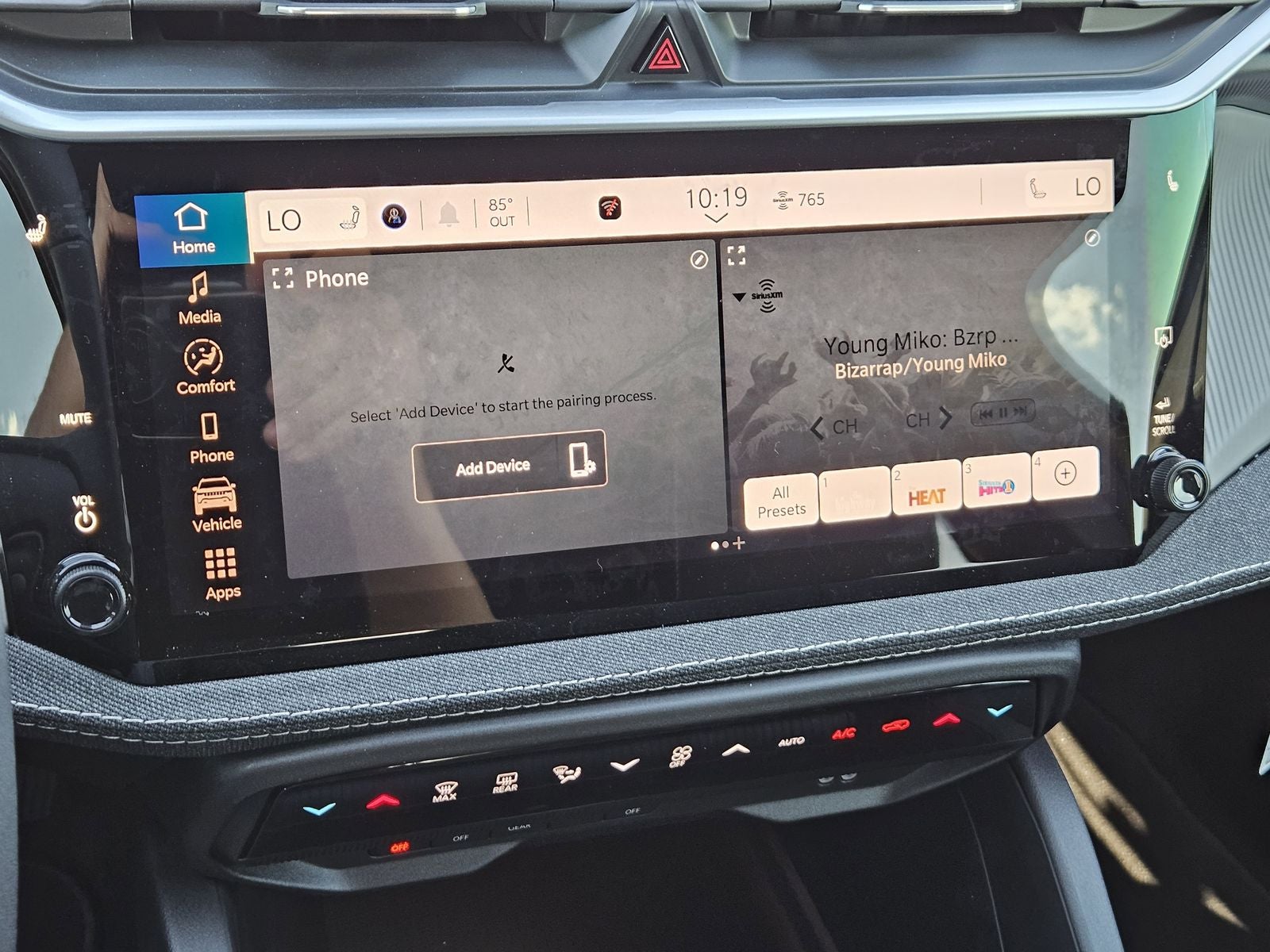 2026 Jeep Cherokee CHEROKEE LAREDO 4X4