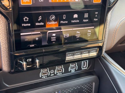 2027 RAM Ram 3500 RAM 3500 LIMITED LONGHORN MEGA CAB 4X4 6'4' BOX