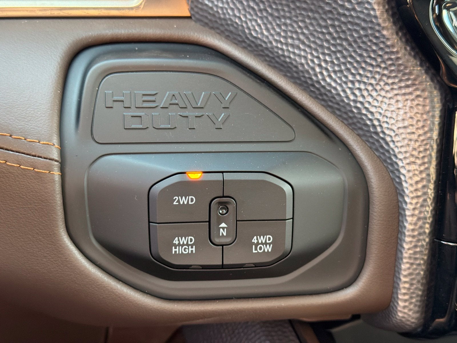 2027 RAM Ram 3500 RAM 3500 LIMITED LONGHORN MEGA CAB 4X4 6'4' BOX