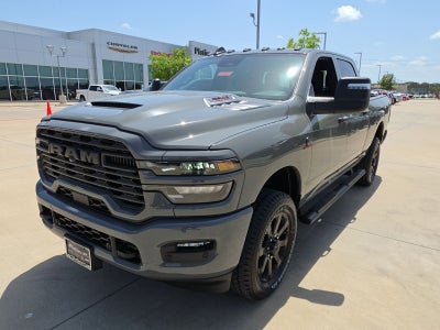 2026 RAM Ram 2500 RAM 2500 BLACK EXPRESS CREW CAB 4X4 6'4' BOX
