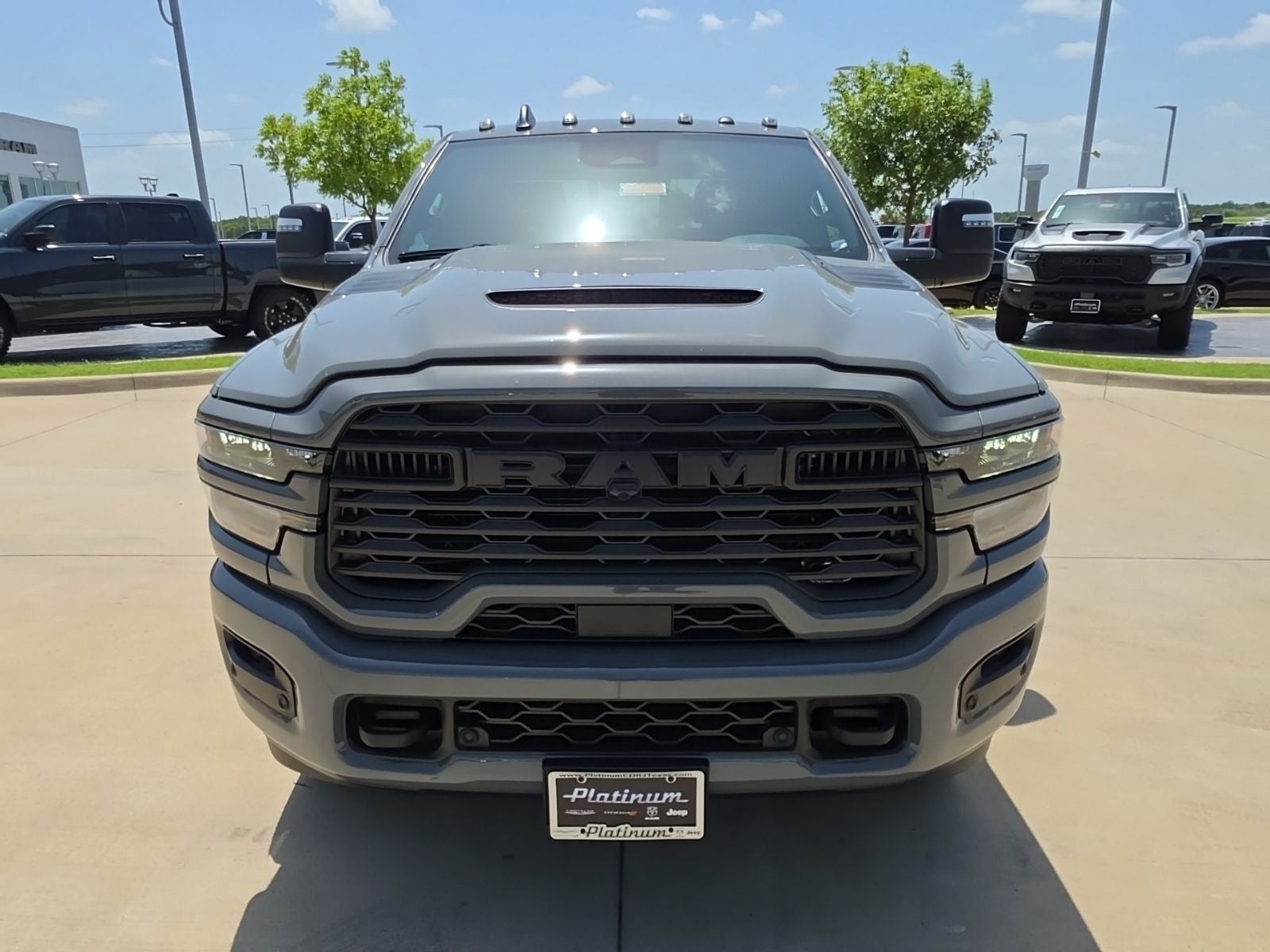 2026 RAM Ram 2500 RAM 2500 BLACK EXPRESS CREW CAB 4X4 6'4' BOX