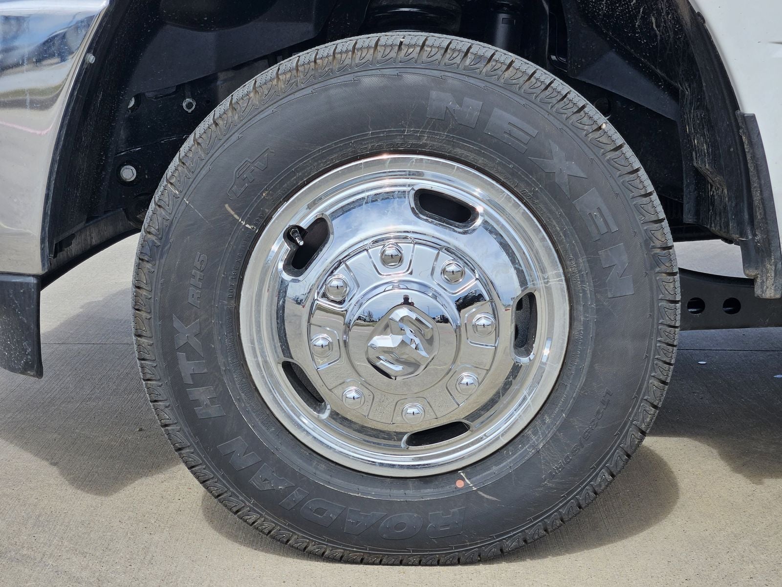 2026 RAM Ram 3500 RAM 3500 TRADESMAN CREW CAB 4X4 8' BOX