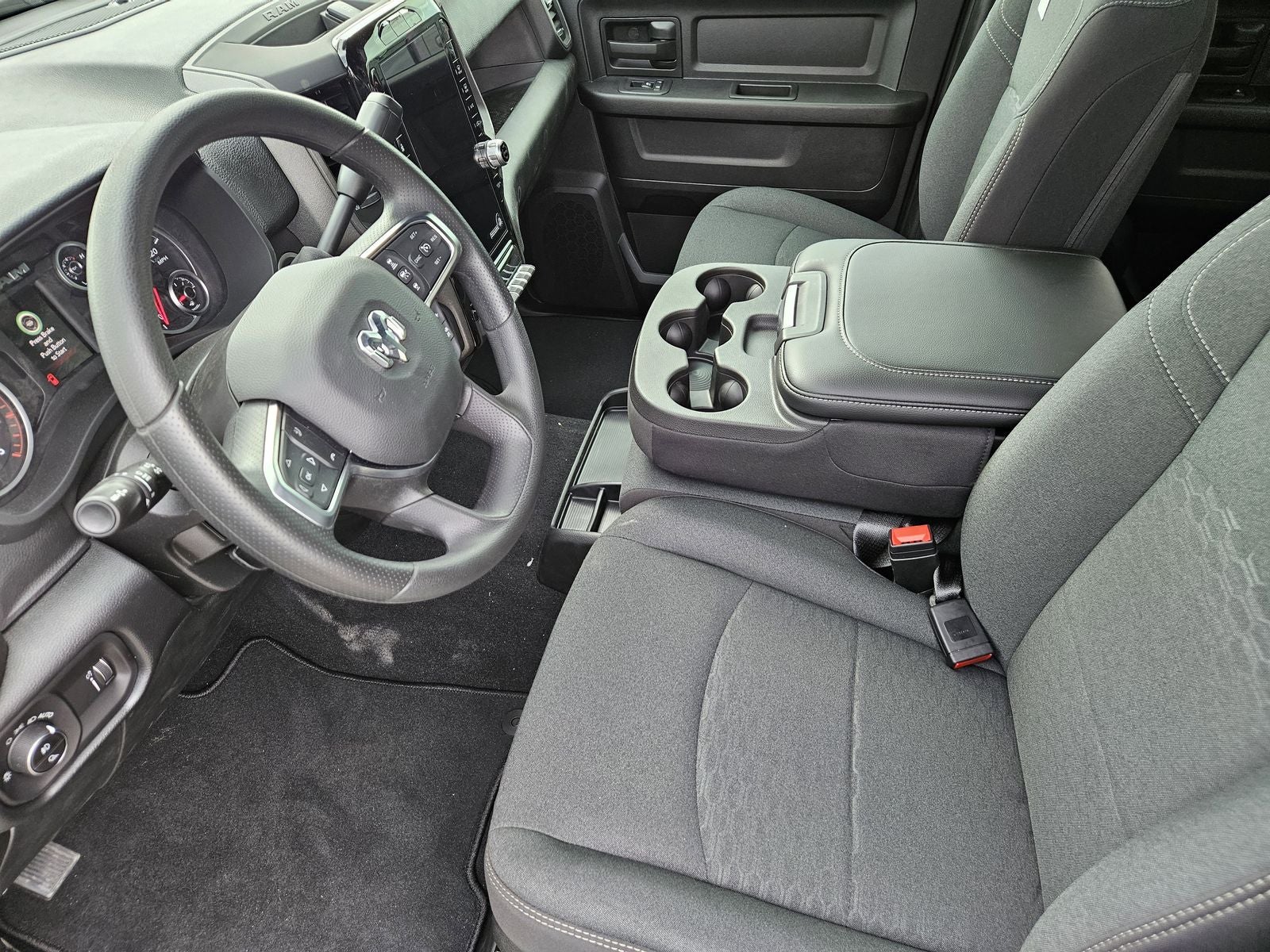 2026 RAM Ram 3500 RAM 3500 TRADESMAN CREW CAB 4X4 8' BOX