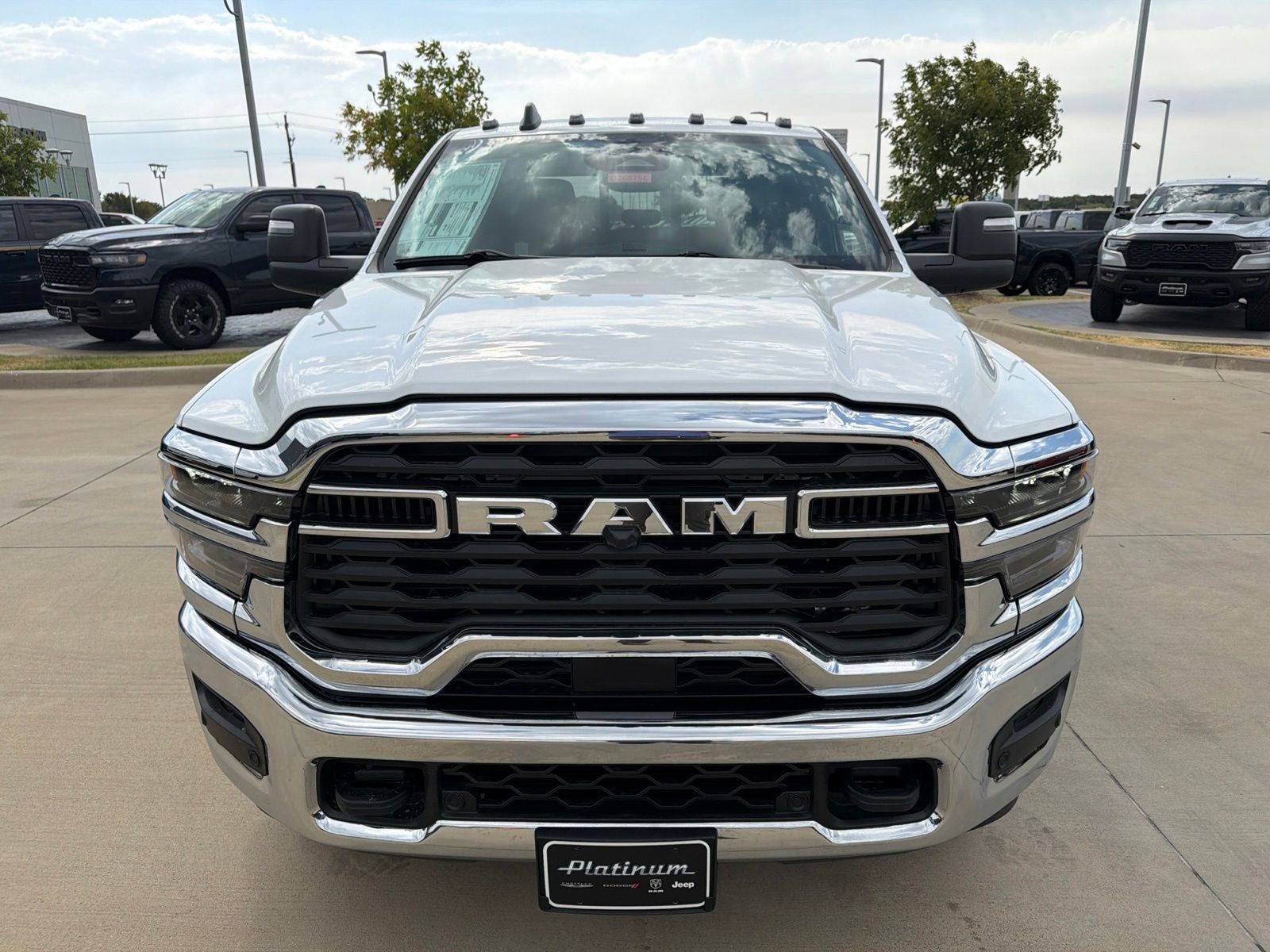 2026 RAM Ram 3500 RAM 3500 TRADESMAN CREW CAB 4X4 8' BOX