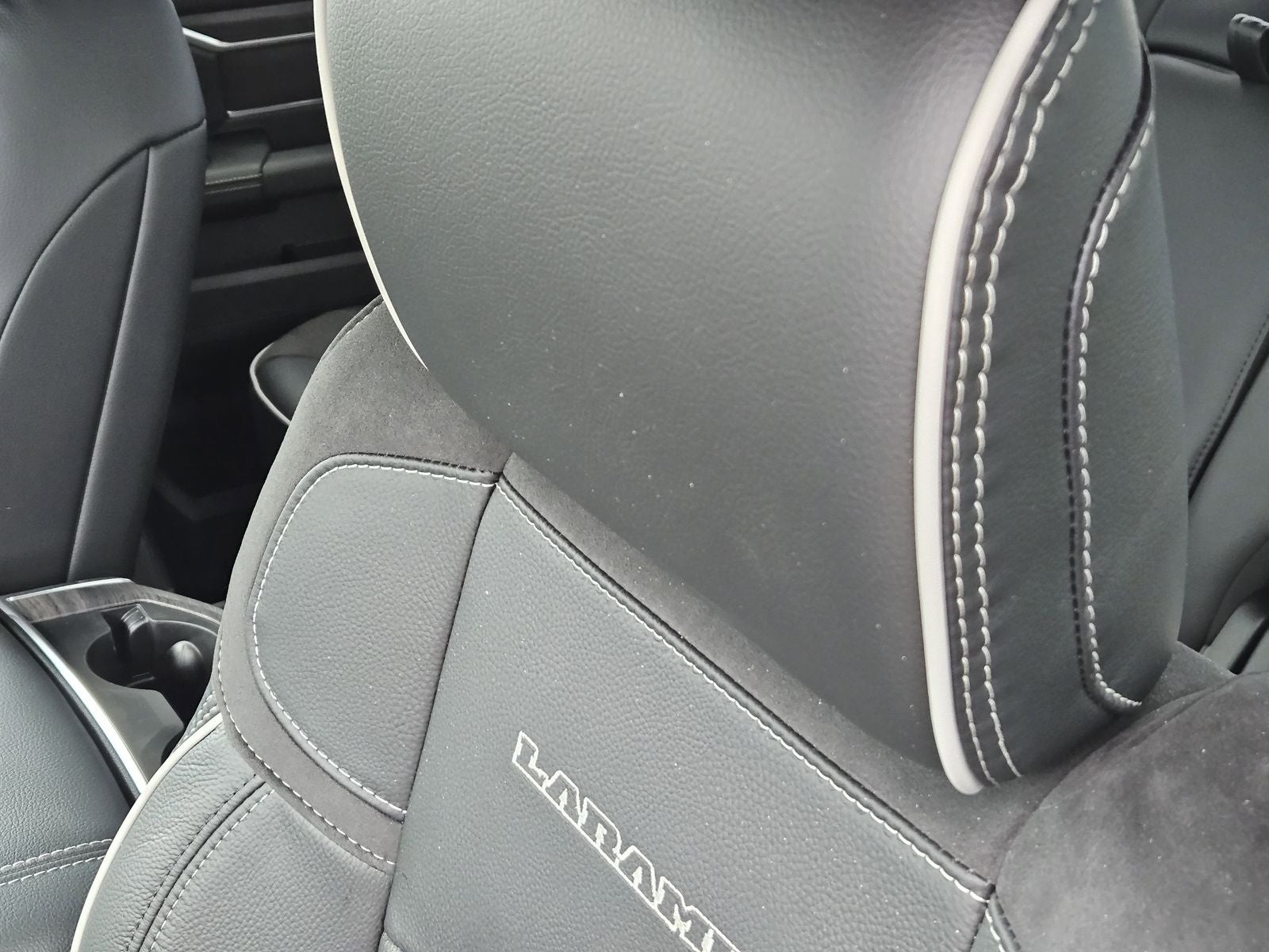 2026 RAM Ram 3500 RAM 3500 LARAMIE CREW CAB 4X4 8' BOX