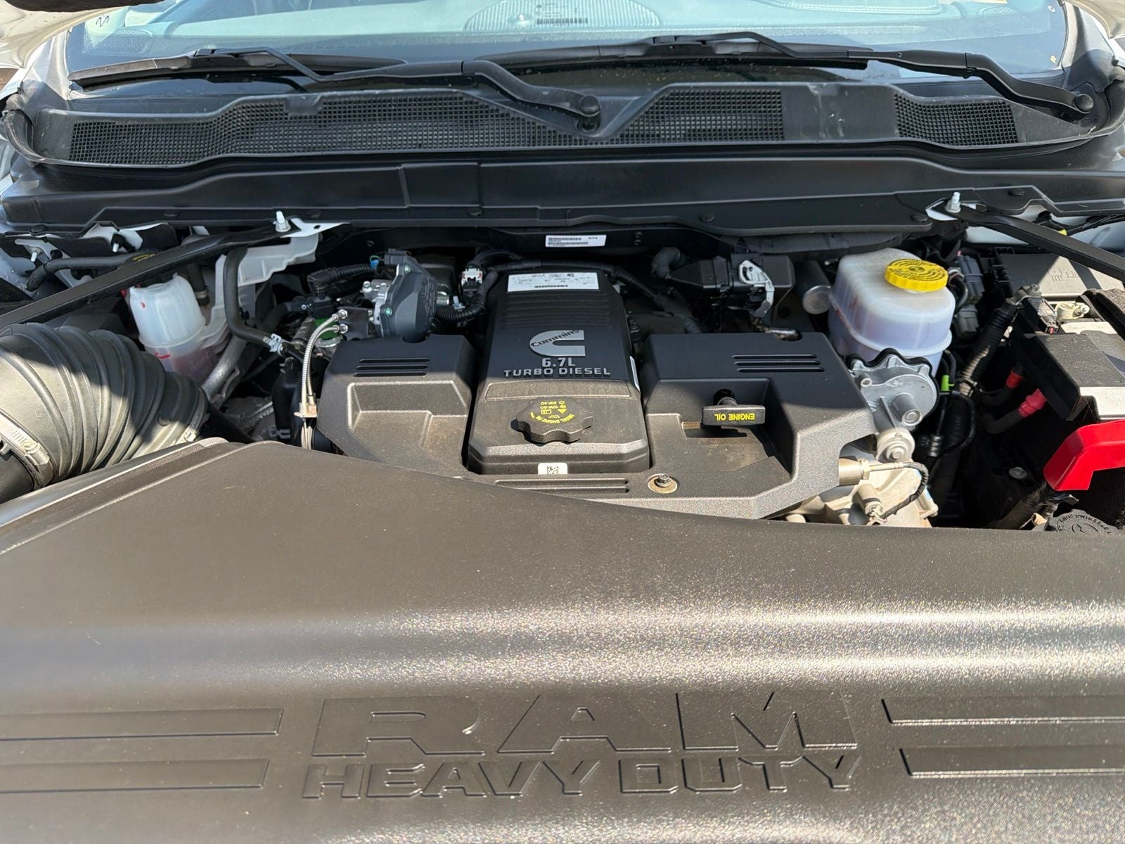 2024 RAM Ram 3500 Laramie Mega Cab 4x4 6'4' Box