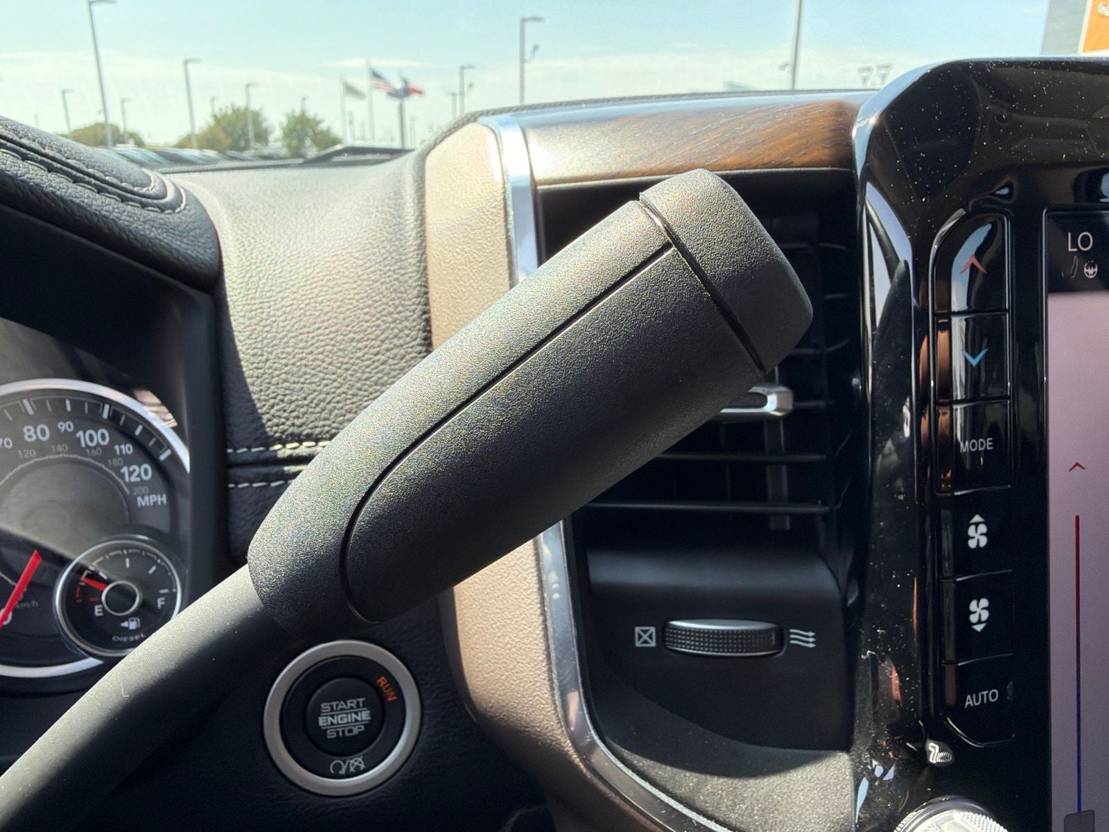 2024 RAM Ram 3500 Laramie Mega Cab 4x4 6'4' Box