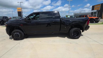 2026 RAM Ram 3500 RAM 3500 LIMITED MEGA CAB 4X4 6'4' BOX