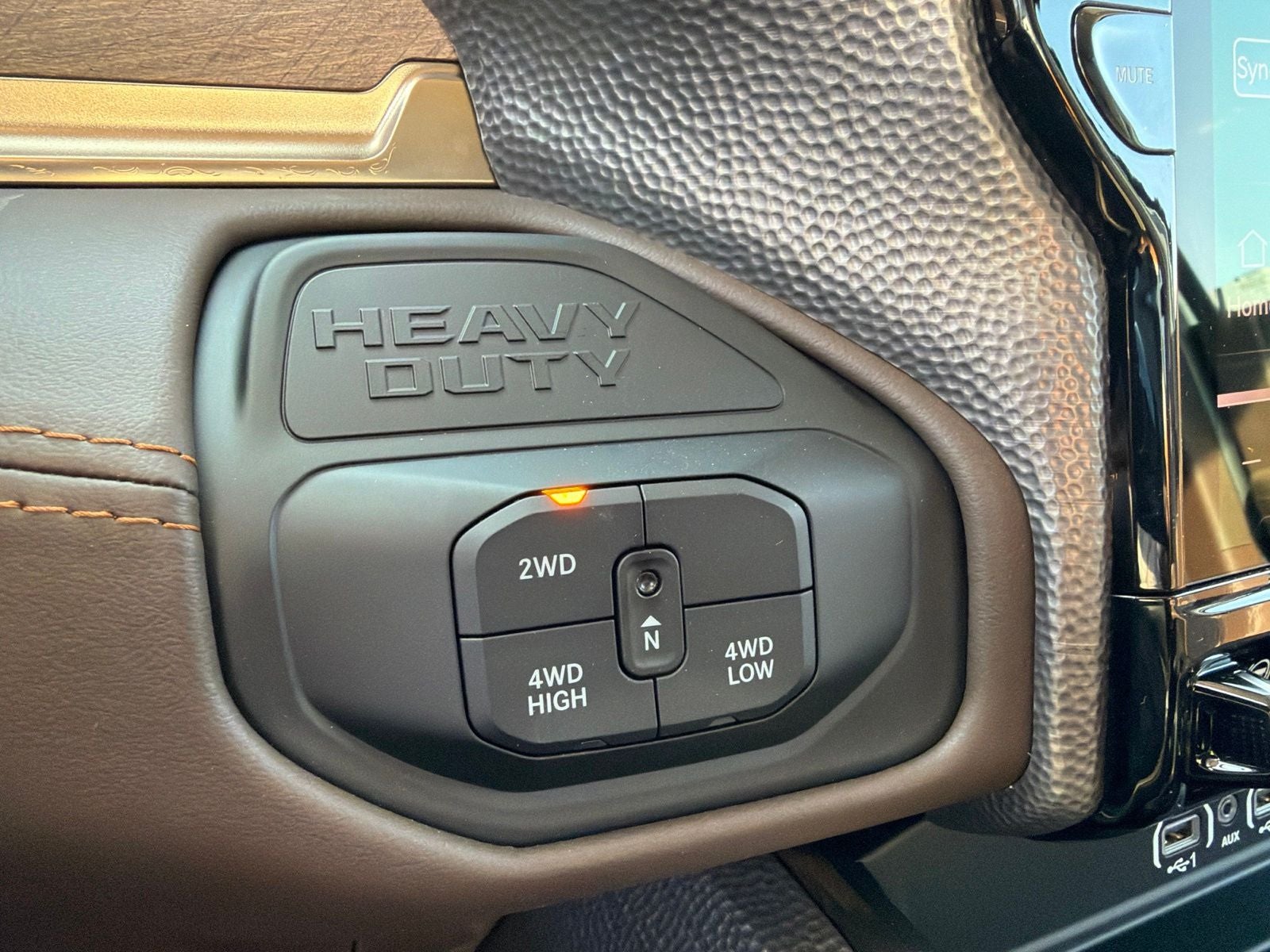 2026 RAM Ram 3500 RAM 3500 LIMITED LONGHORN MEGA CAB 4X4 6'4' BOX