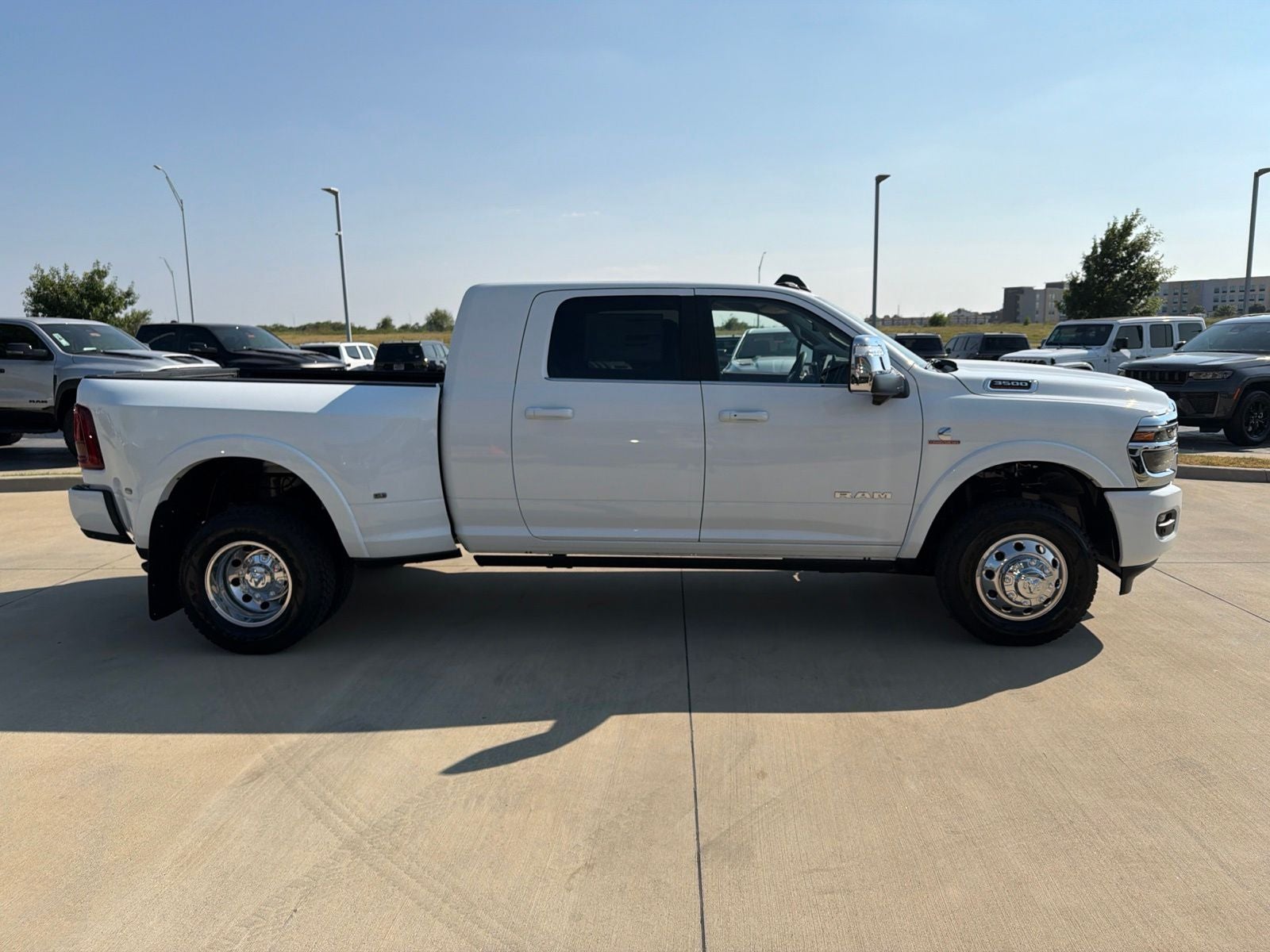 2026 RAM Ram 3500 RAM 3500 LIMITED LONGHORN MEGA CAB 4X4 6'4' BOX
