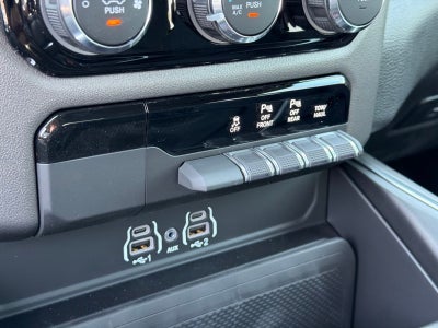 2026 RAM Ram 1500 RAM 1500 LONE STAR CREW CAB 4X2 5'7' BOX