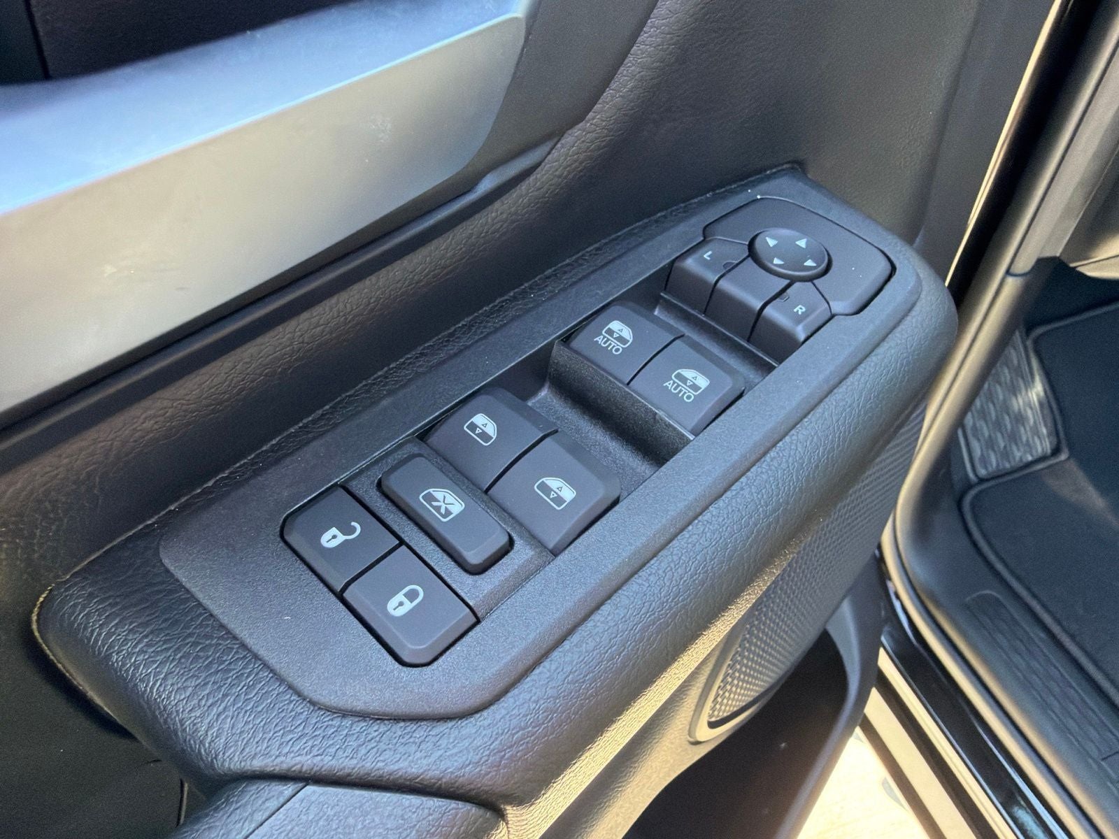 2026 RAM Ram 1500 RAM 1500 EXPRESS CREW CAB 4X2 5'7' BOX