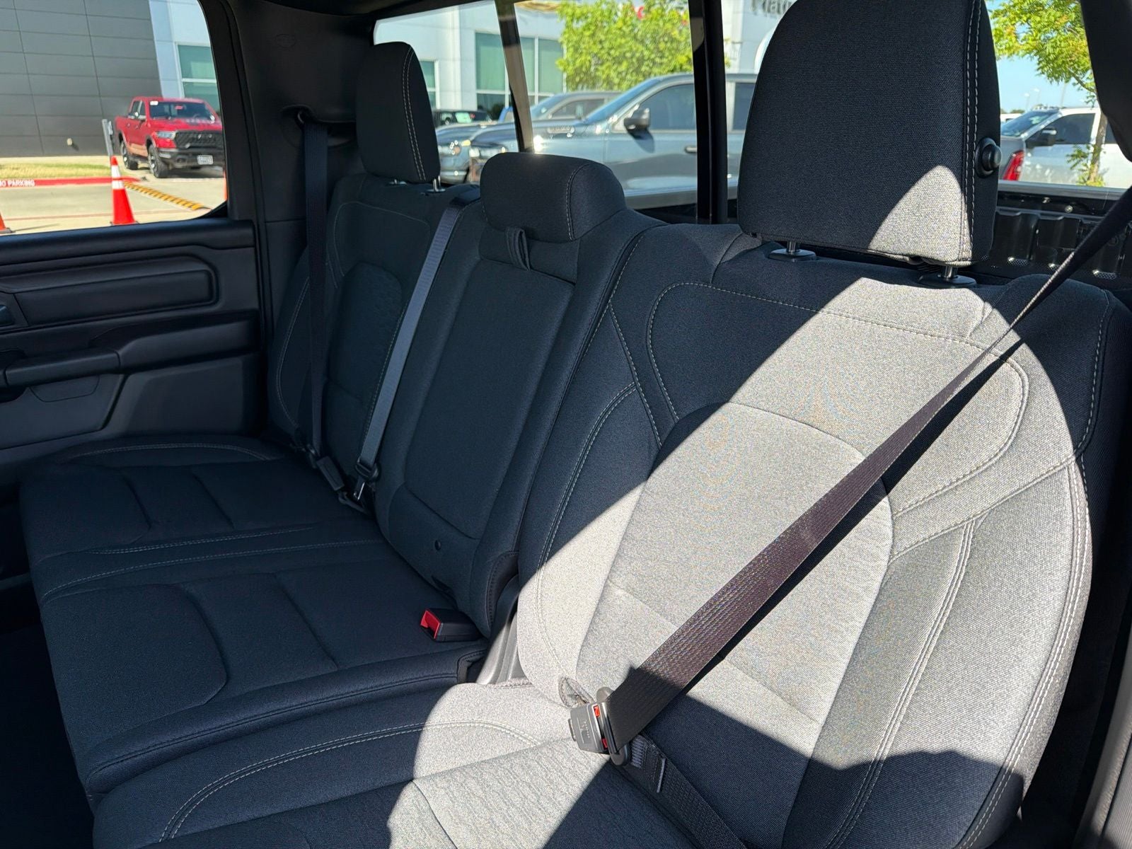 2026 RAM Ram 1500 RAM 1500 EXPRESS CREW CAB 4X2 5'7' BOX