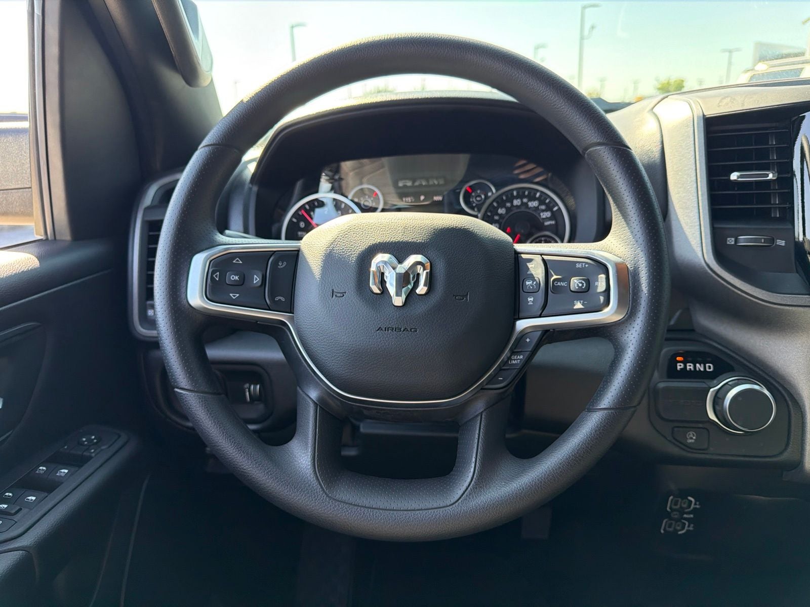 2026 RAM Ram 1500 RAM 1500 EXPRESS CREW CAB 4X2 5'7' BOX
