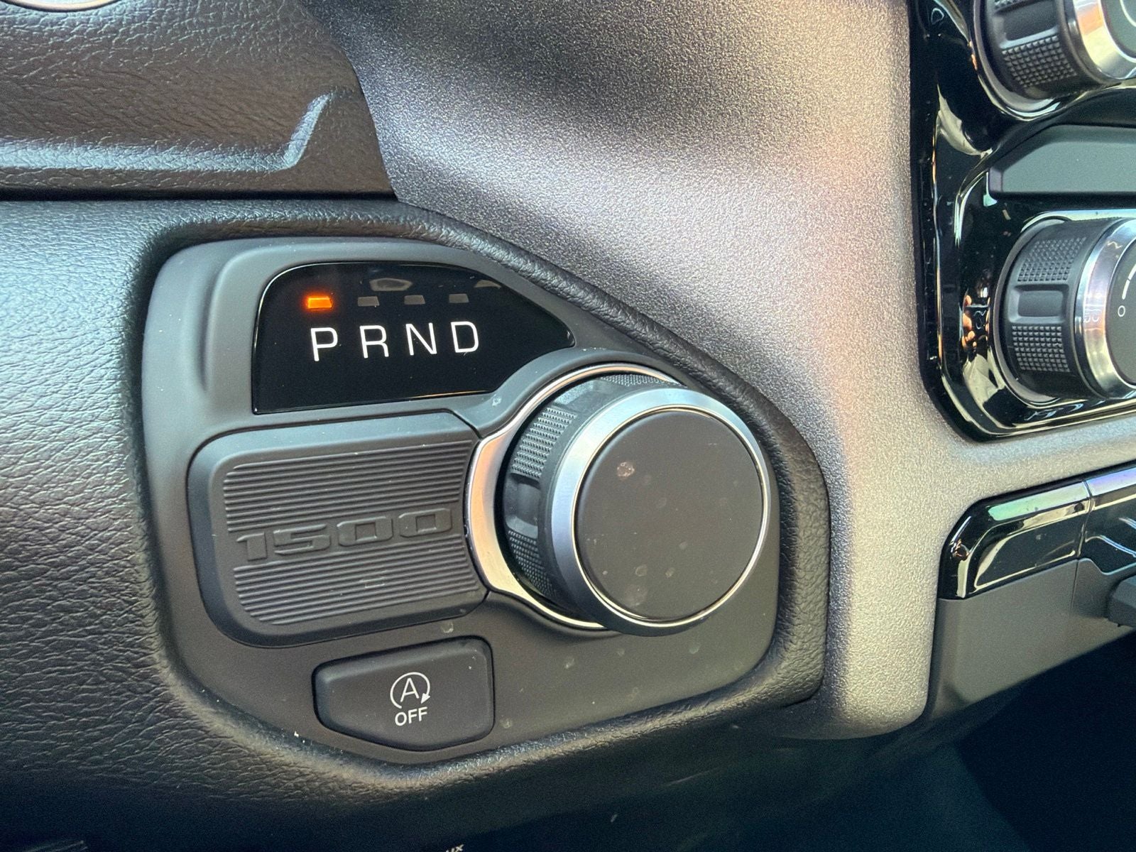 2026 RAM Ram 1500 RAM 1500 EXPRESS CREW CAB 4X2 5'7' BOX