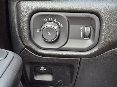 2026 RAM Ram 1500 RAM 1500 TRADESMAN CREW CAB 4X4 5'7' BOX