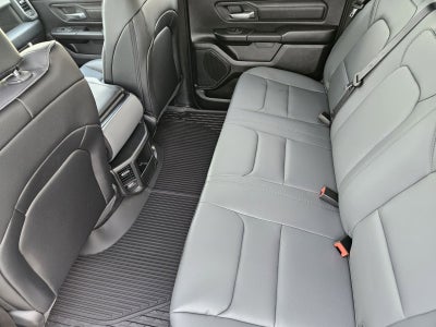 2026 RAM Ram 1500 RAM 1500 TRADESMAN CREW CAB 4X4 5'7' BOX