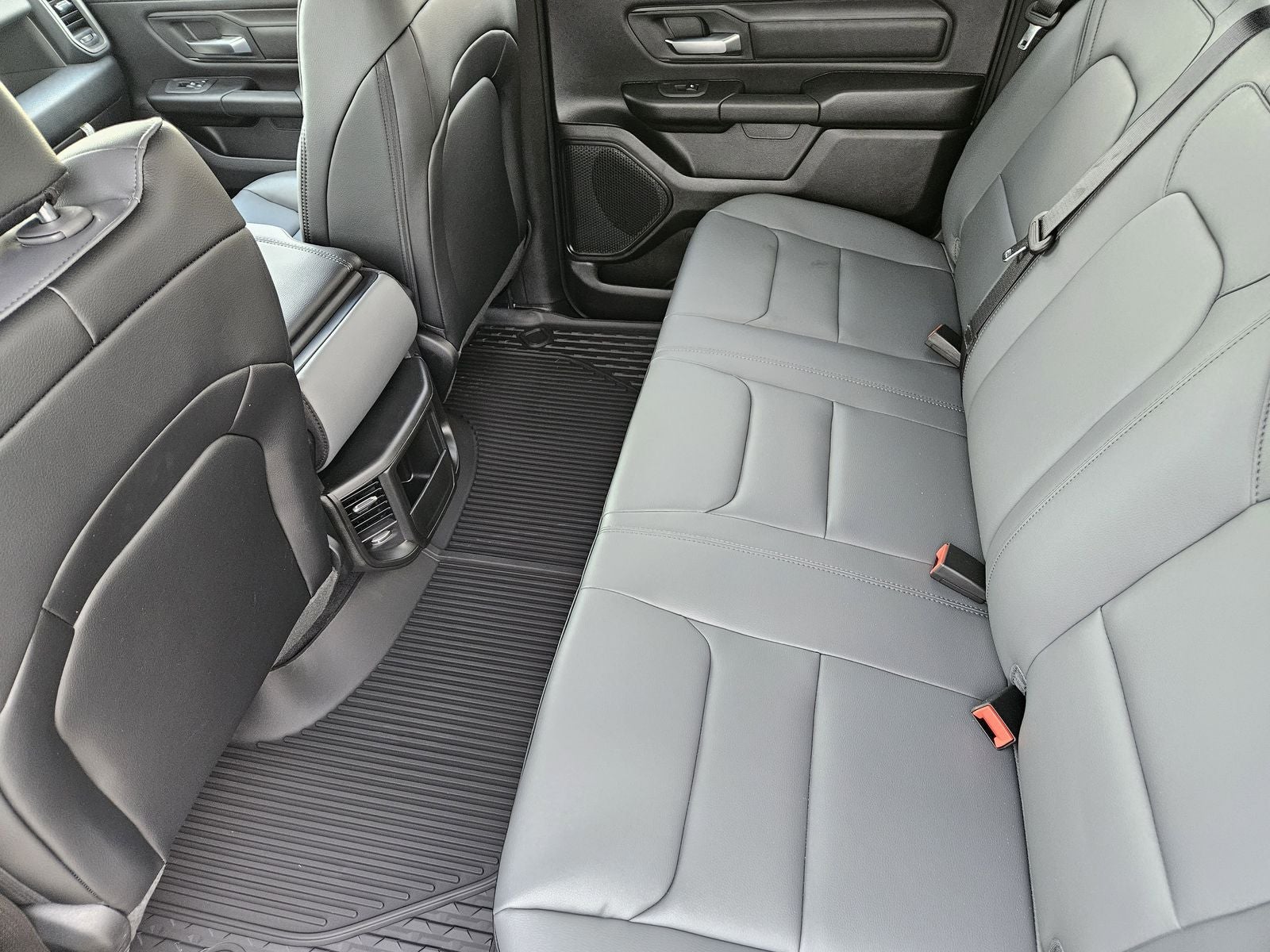 2026 RAM Ram 1500 RAM 1500 TRADESMAN CREW CAB 4X4 5'7' BOX