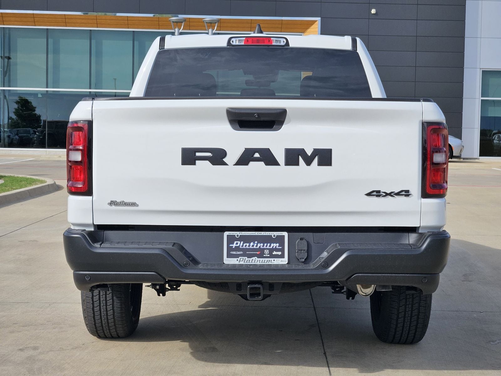 2026 RAM Ram 1500 RAM 1500 TRADESMAN CREW CAB 4X4 5'7' BOX