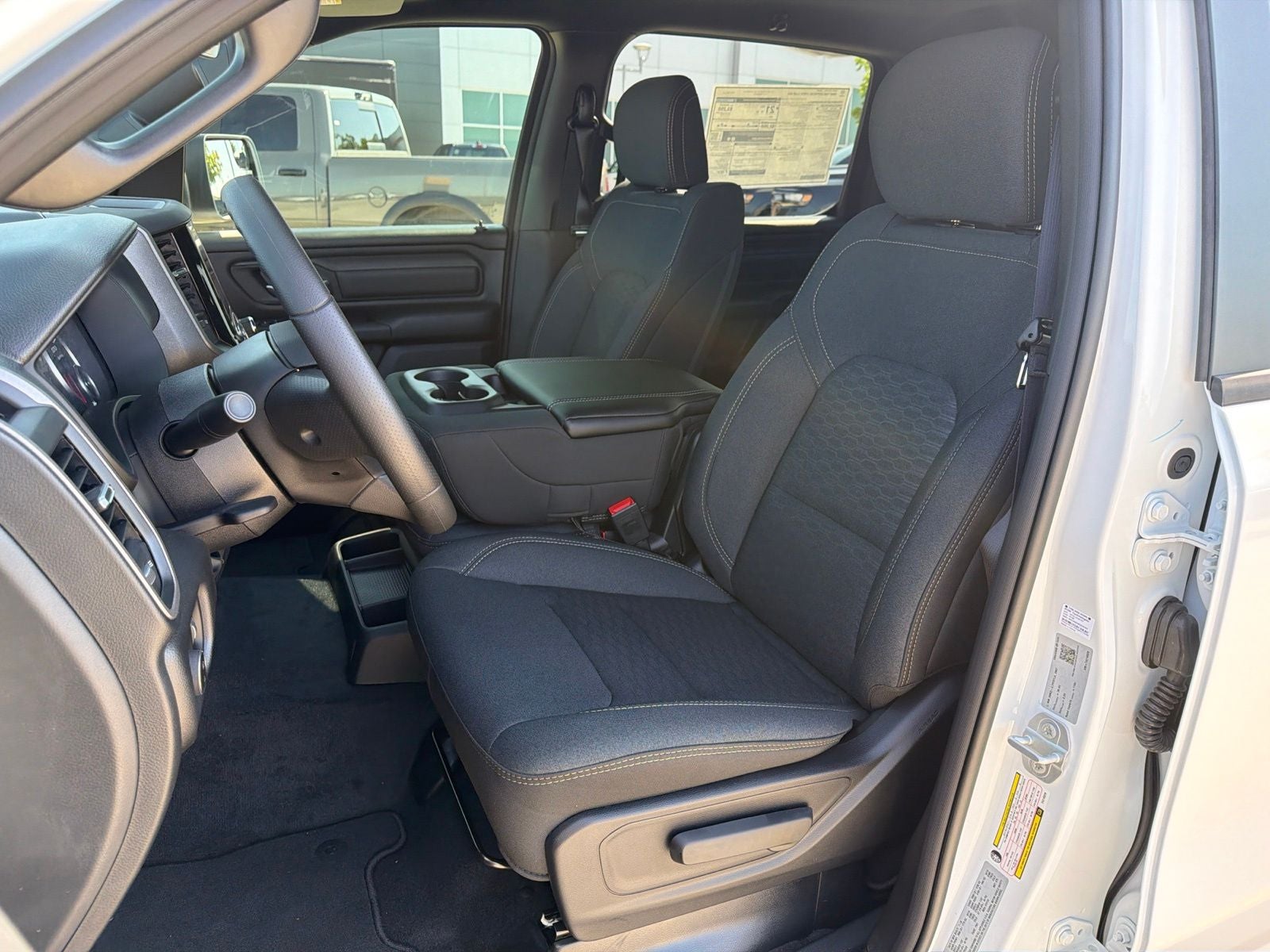2026 RAM Ram 1500 RAM 1500 EXPRESS CREW CAB 4X4 5'7' BOX
