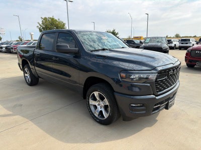 2026 RAM Ram 1500 RAM 1500 EXPRESS CREW CAB 4X4 5'7' BOX