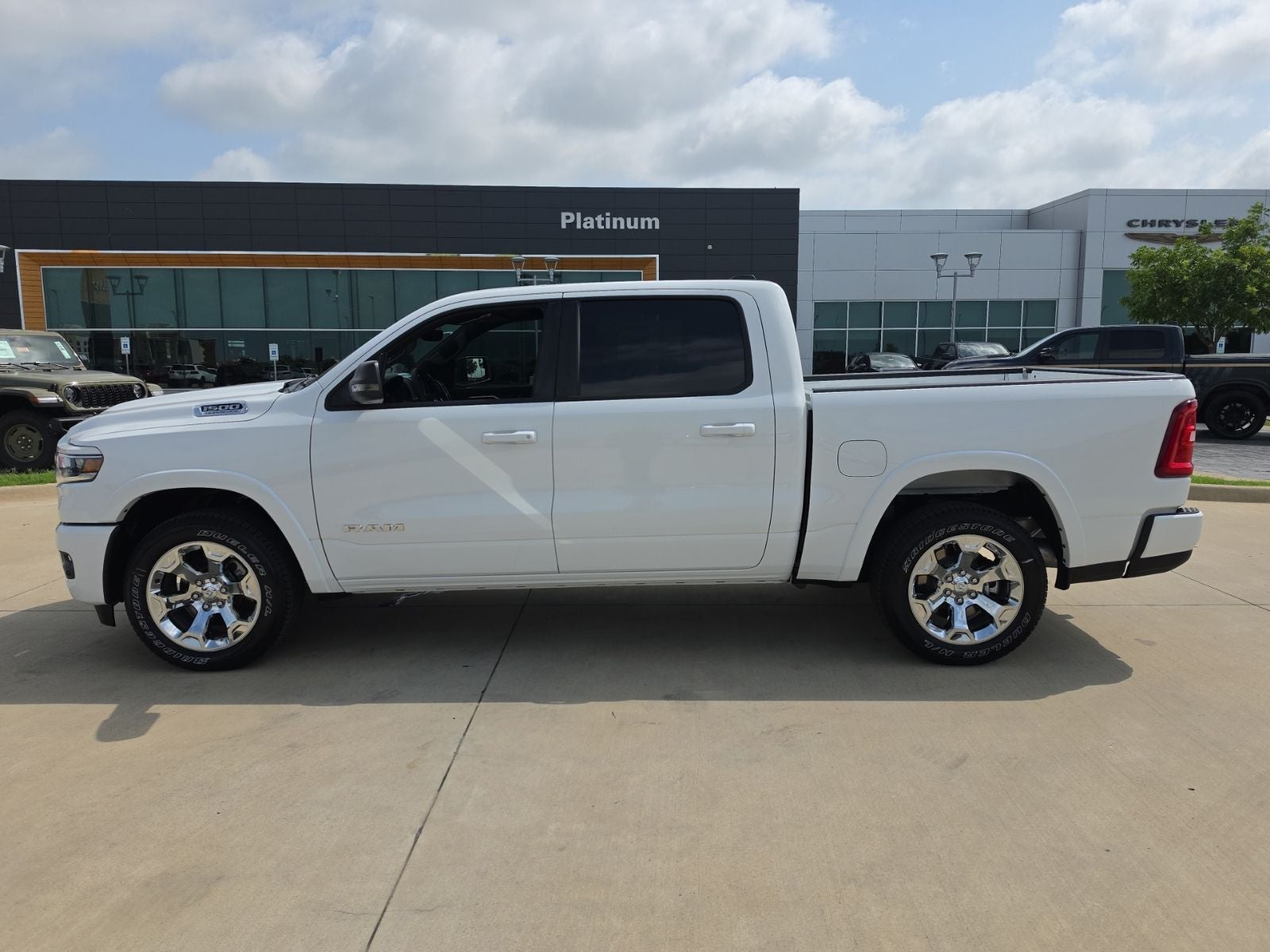 2026 RAM Ram 1500 RAM 1500 LONE STAR CREW CAB 4X4 5'7' BOX