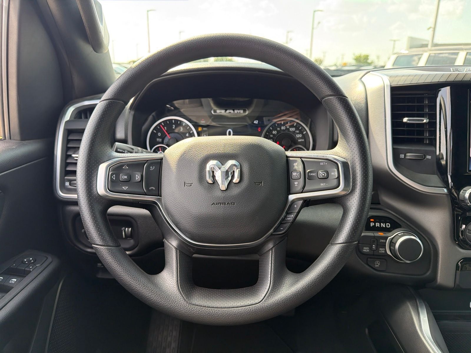 2026 RAM Ram 1500 RAM 1500 EXPRESS CREW CAB 4X4 5'7' BOX