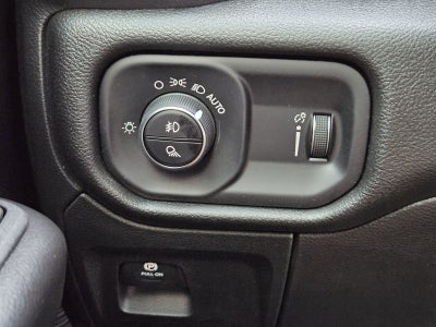 2026 RAM Ram 1500 RAM 1500 EXPRESS CREW CAB 4X4 5'7' BOX