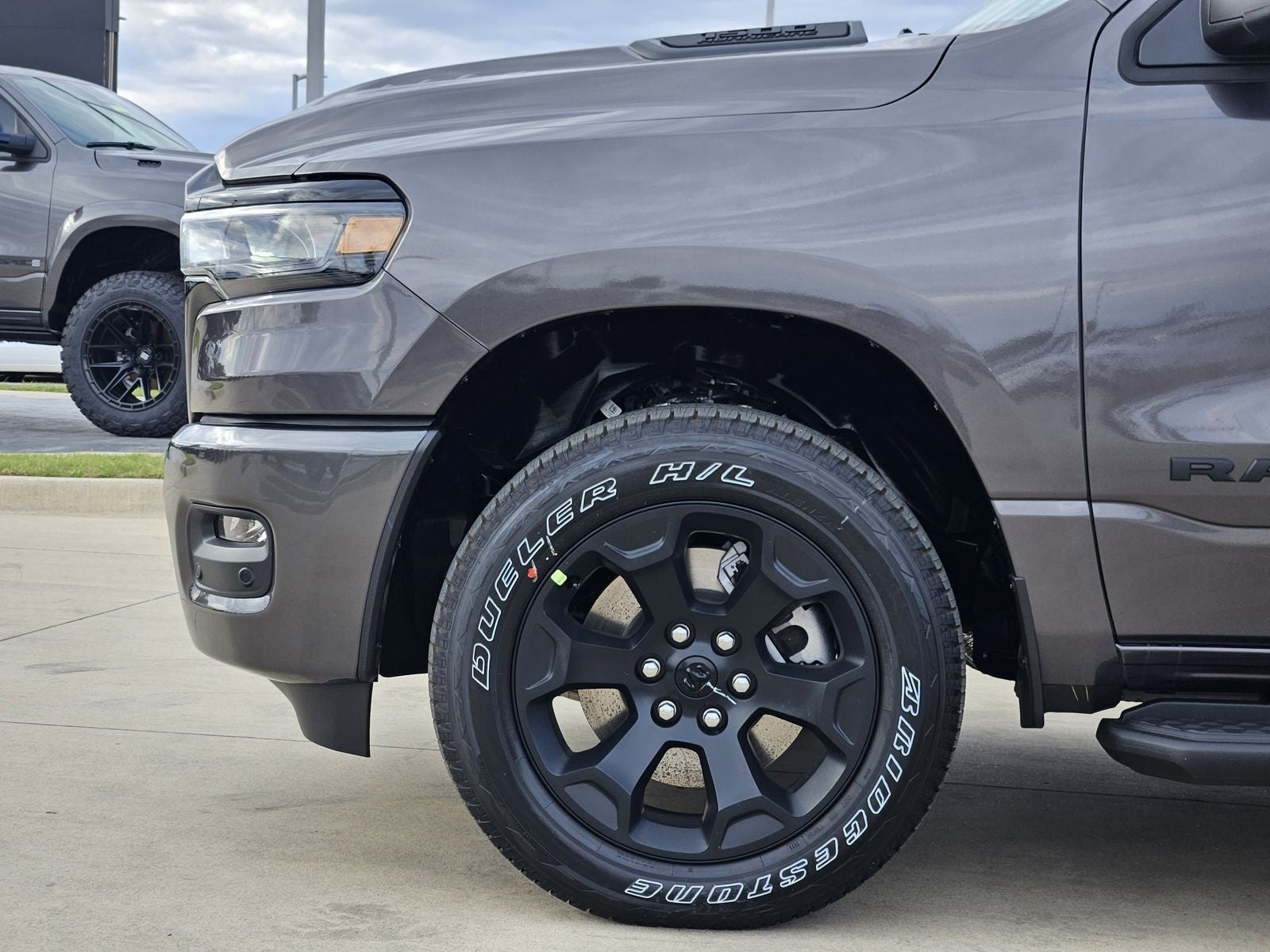 2026 RAM Ram 1500 RAM 1500 EXPRESS CREW CAB 4X4 5'7' BOX