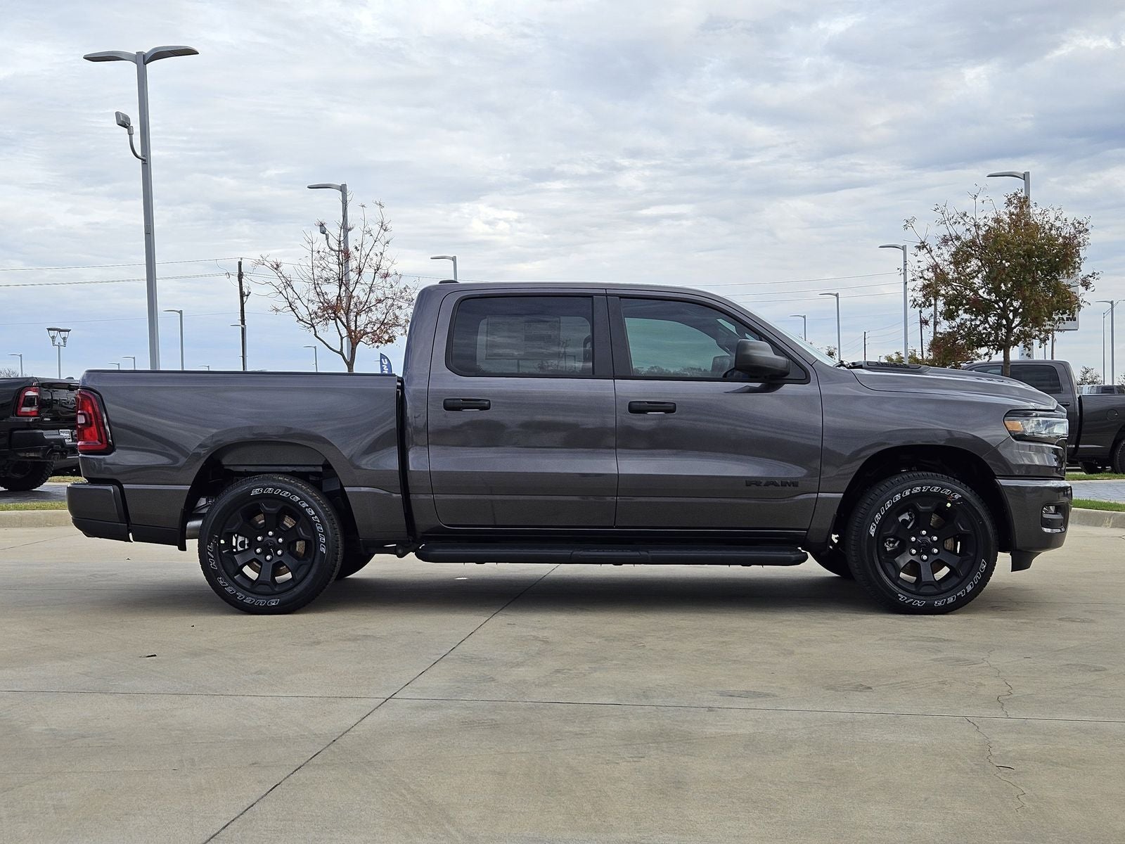 2026 RAM Ram 1500 RAM 1500 EXPRESS CREW CAB 4X4 5'7' BOX