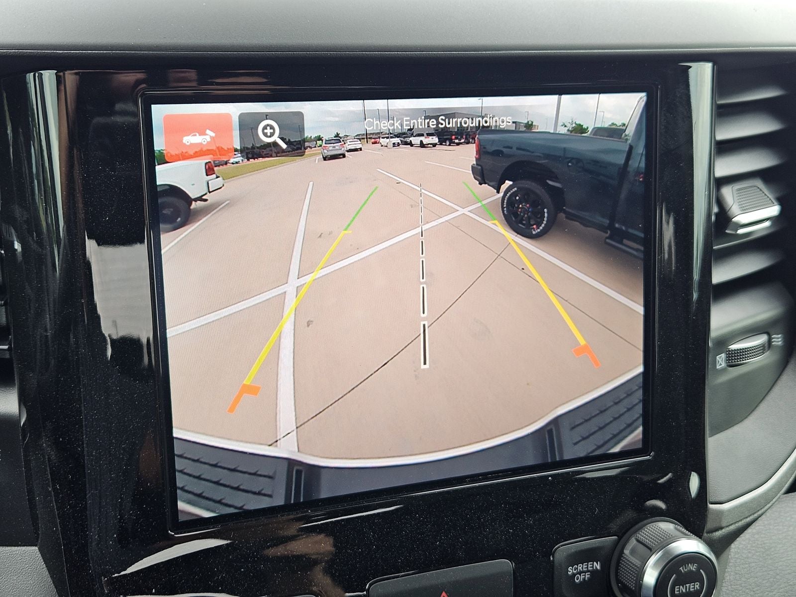 2026 RAM Ram 2500 RAM 2500 BLACK EXPRESS CREW CAB 4X4 6'4' BOX