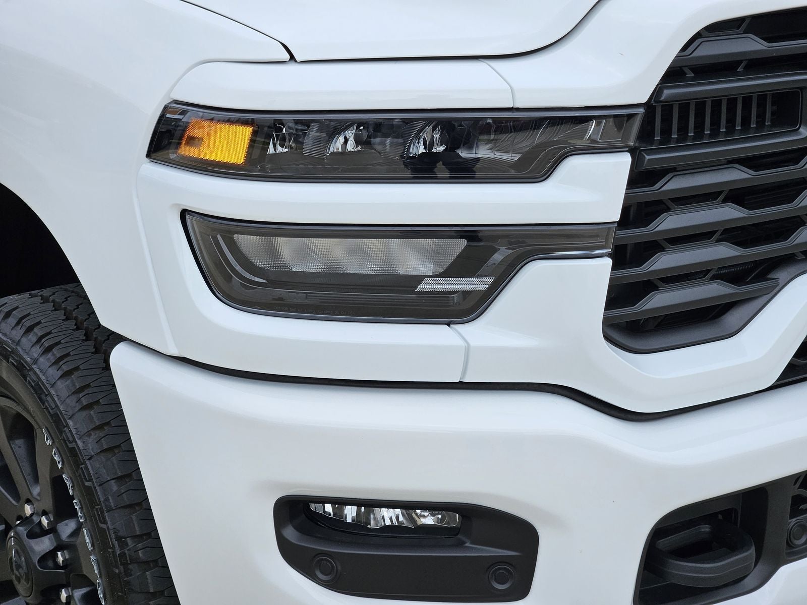 2026 RAM Ram 2500 RAM 2500 BLACK EXPRESS CREW CAB 4X4 6'4' BOX