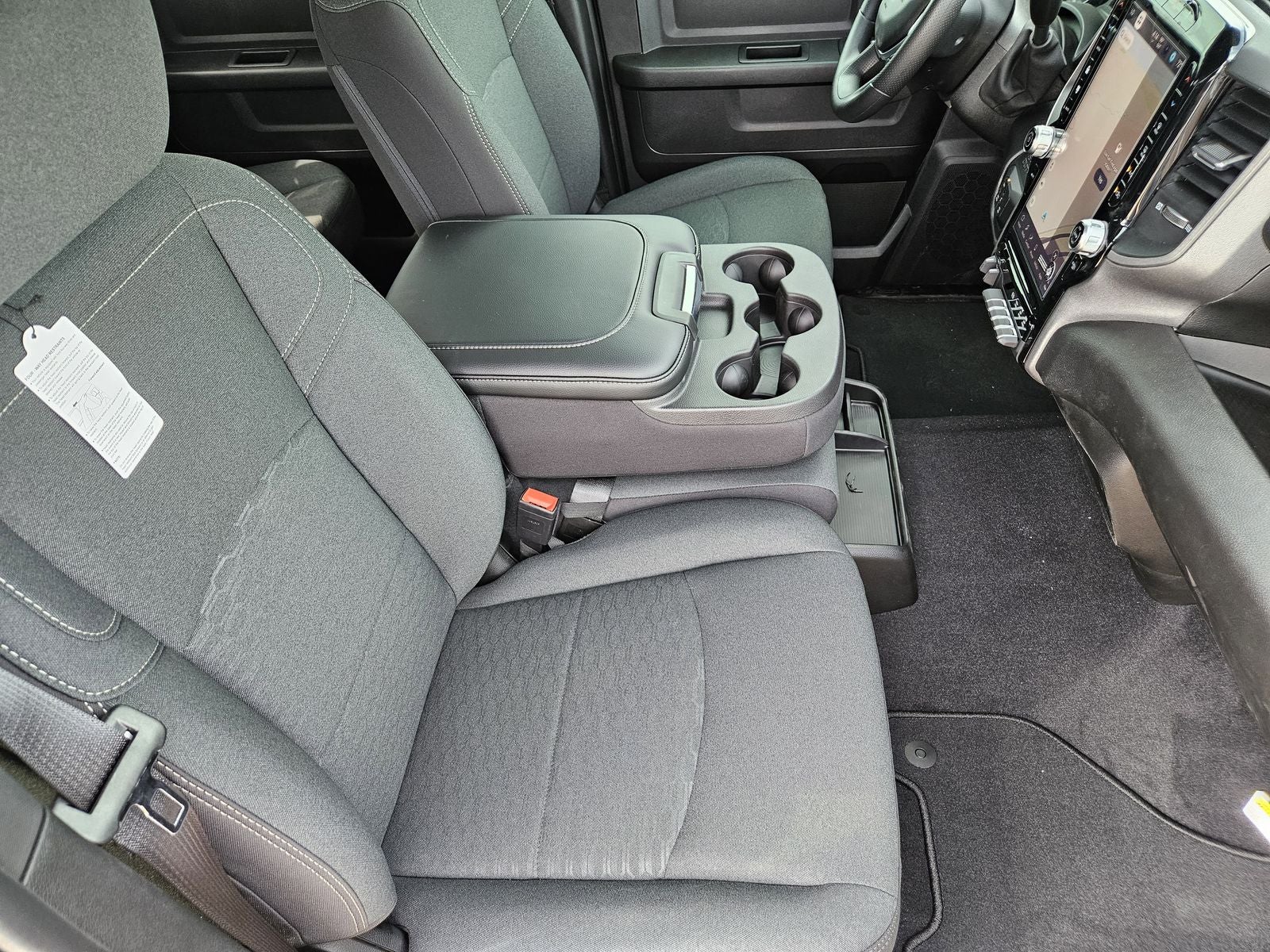 2026 RAM Ram 2500 RAM 2500 BLACK EXPRESS CREW CAB 4X4 6'4' BOX