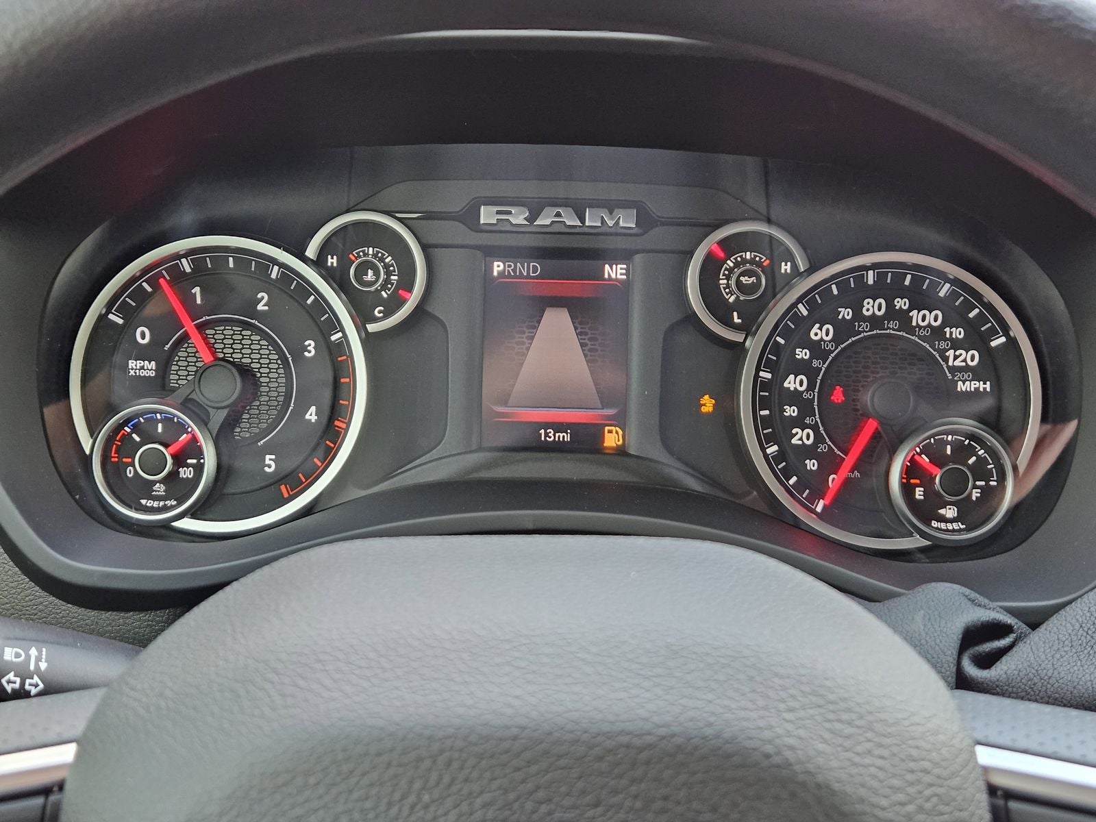 2026 RAM Ram 2500 RAM 2500 TRADESMAN CREW CAB 4X4 6'4' BOX