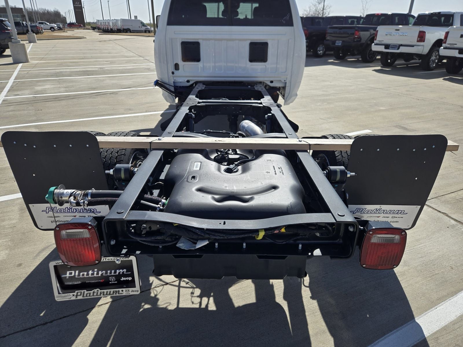 2026 RAM Ram 5500 Chassis Cab RAM 5500 TRADESMAN CHASSIS CREW CAB 4X4 84' CA