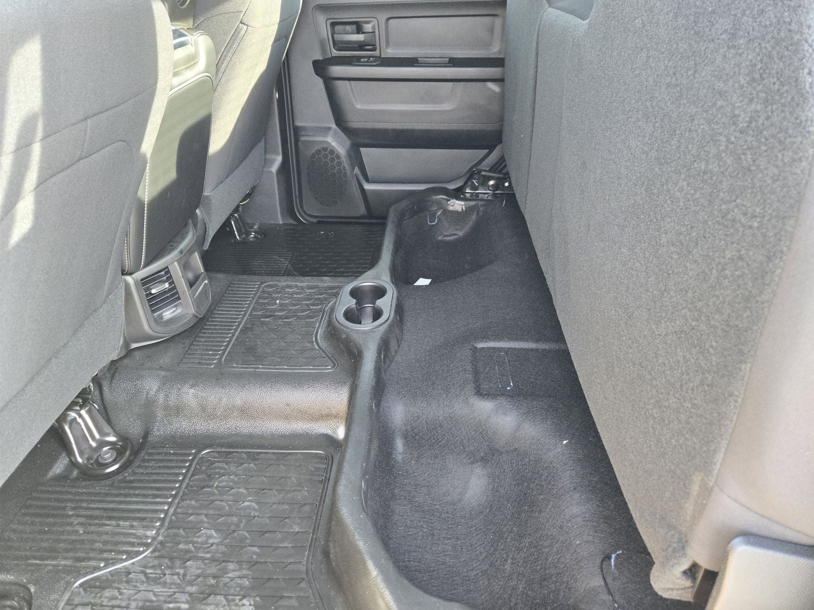 2026 RAM Ram 3500 Chassis Cab RAM 3500 TRADESMAN CREW CAB CHASSIS 4X4 60' CA