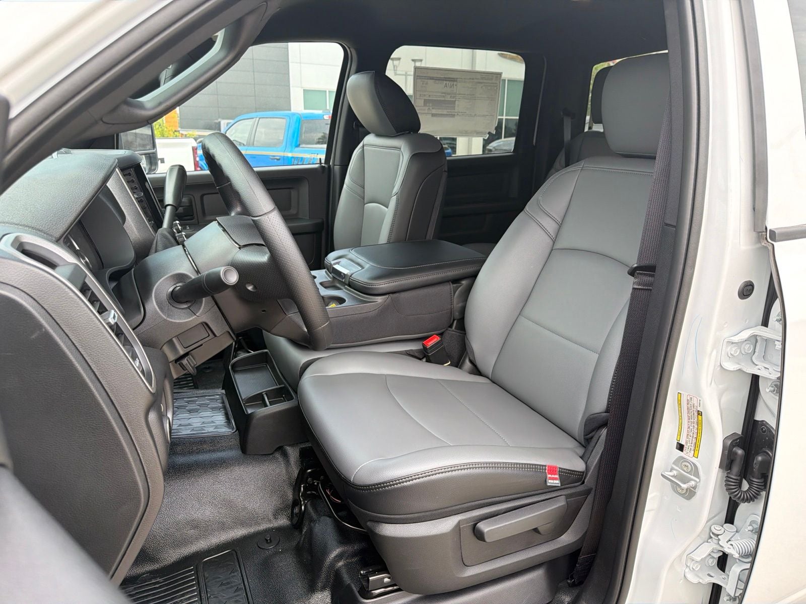 2027 RAM 3500 Chassis Cab Tradesman