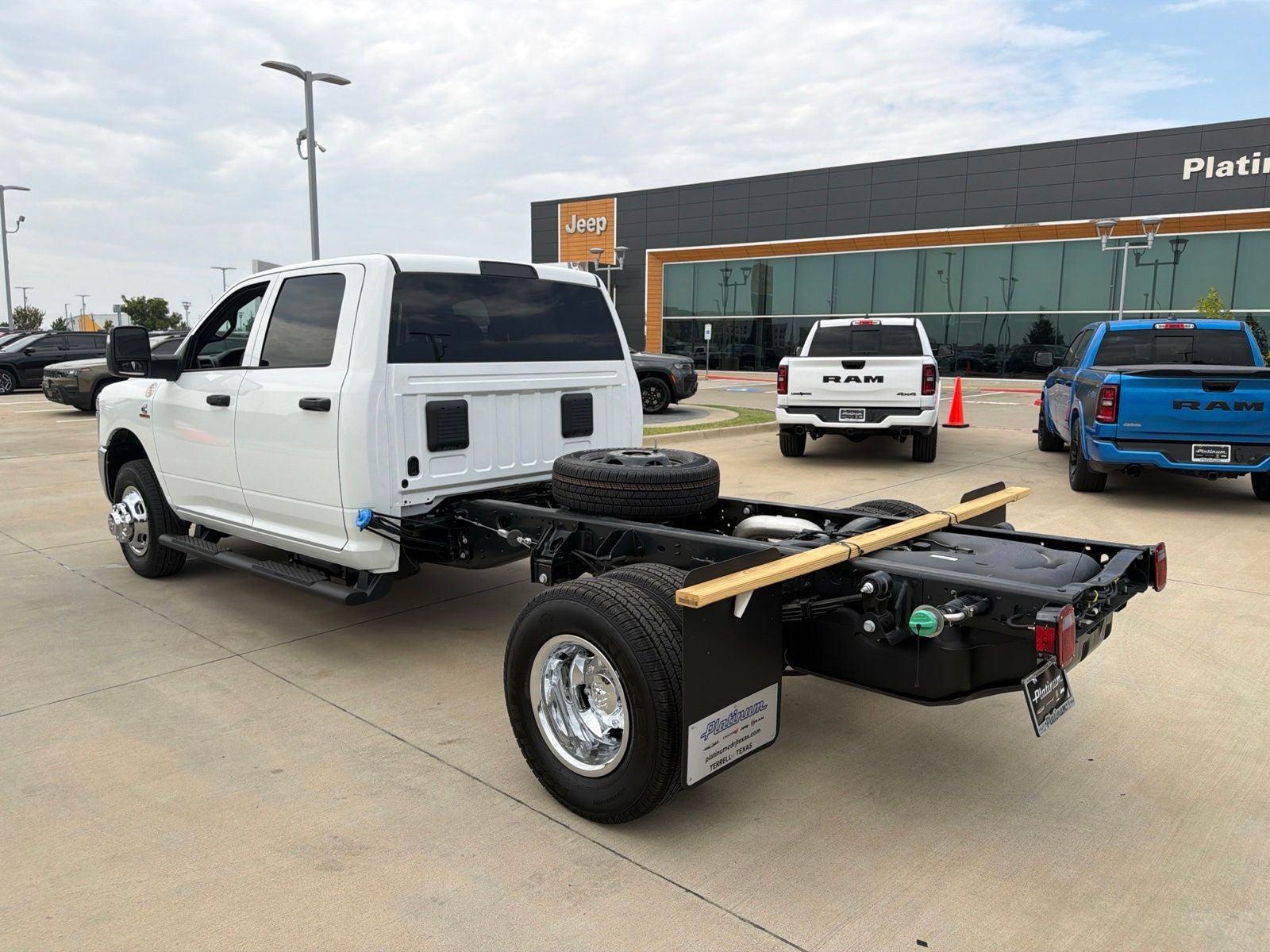 2027 RAM 3500 Chassis Cab Tradesman
