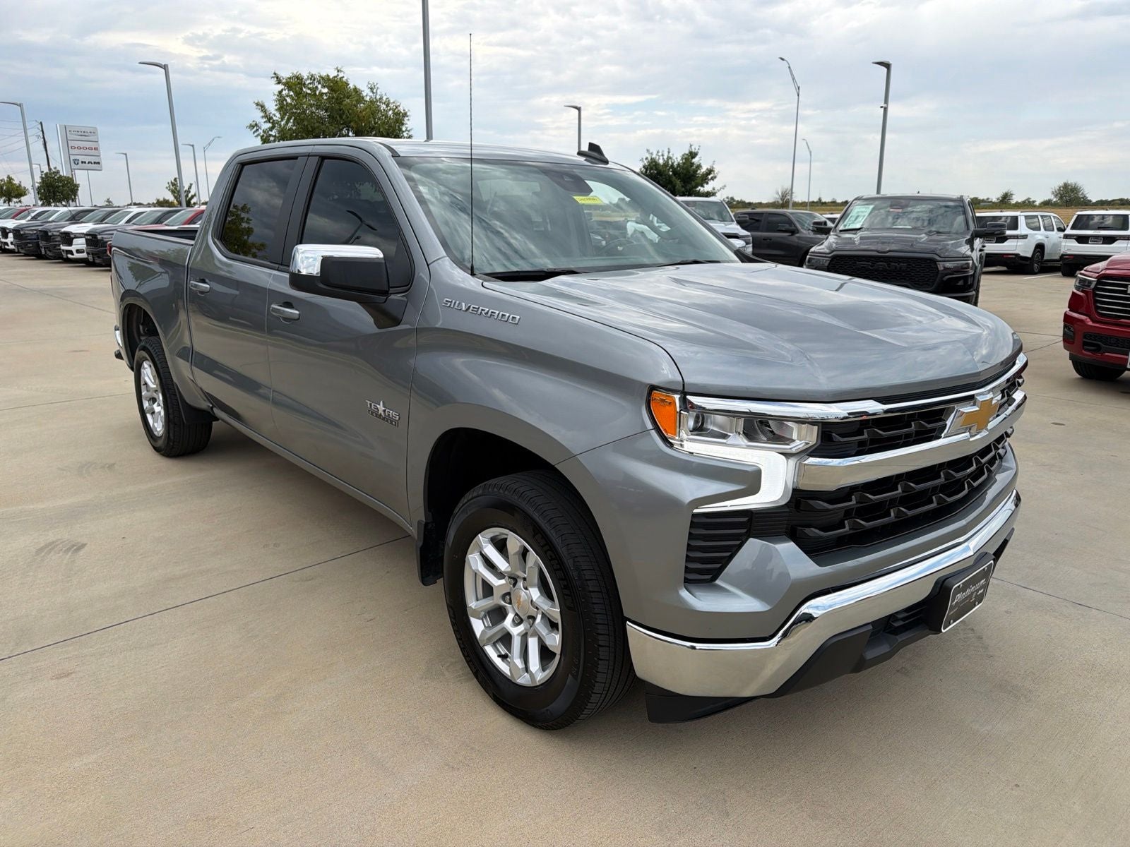 2025 Chevrolet Silverado 1500 2WD Crew Cab Short Bed LT