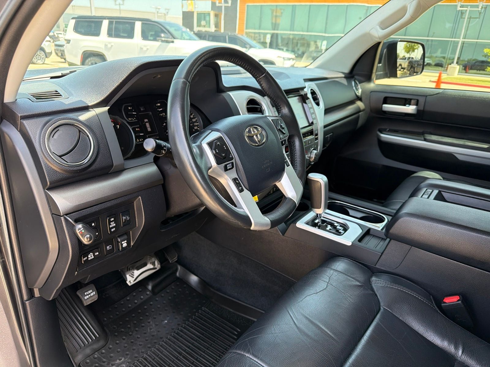 2020 Toyota Tundra SR5