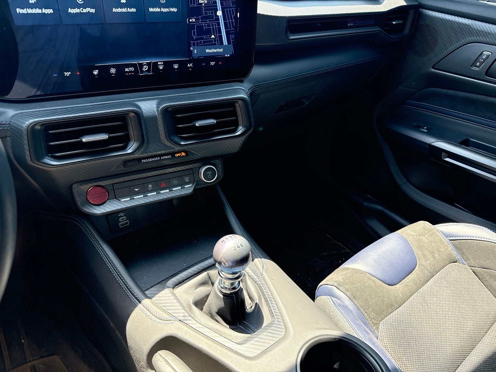 2025 Ford Mustang Dark Horse